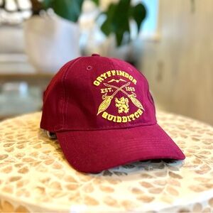 NWT House of Gryffindor Burgundy Cap, Harry Potter, Adjustable, Yellow Stitching